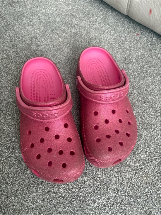 CROCS Shoes - CROCS Metallic Pink Girls' Classic Clog